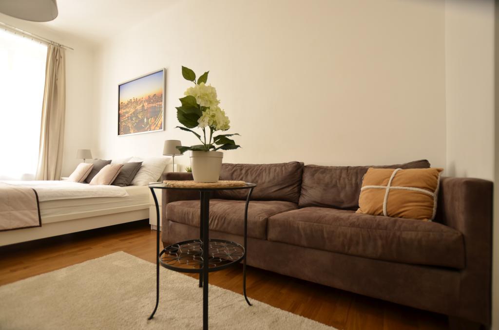 Beautiful Apartments In プラハ エクステリア 写真
